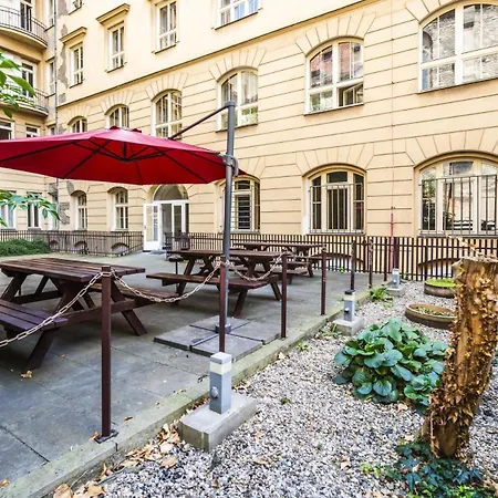 Hlavkova Hostel *